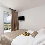 Dante Zadarvillas Villa *
