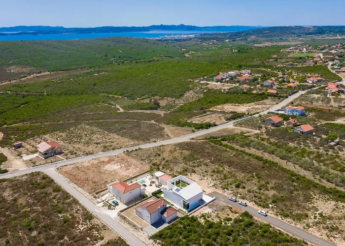 Dante Zadarvillas