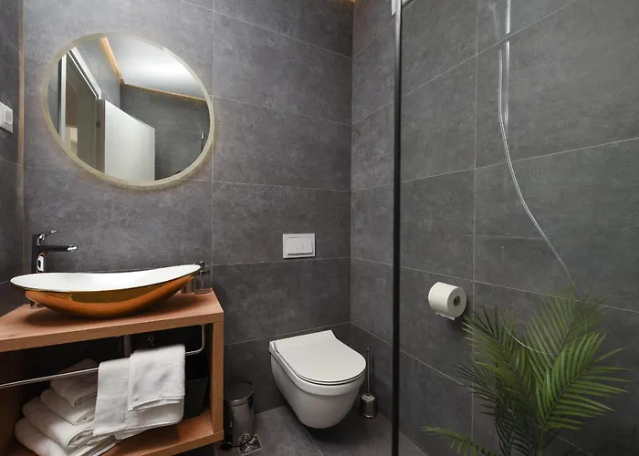 Dante Zadarvillas Vila *