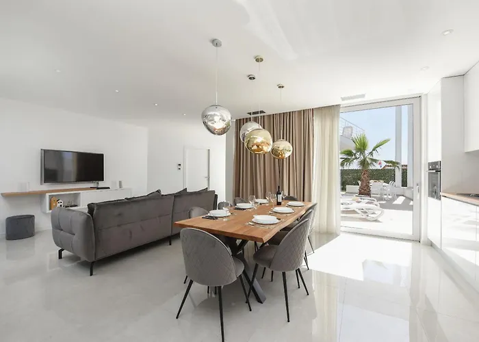 Dante Zadarvillas